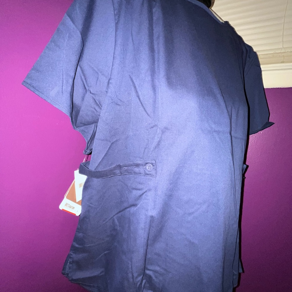 PLUS SIZE WOMEN SCRUB TOP - Picture 6 of 6